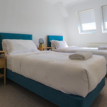 Madison Hill - White Hill House 5 - 3 Bedroom Flat ロンドン エクステリア 写真